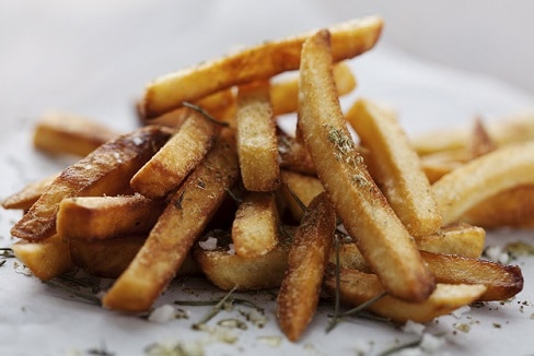 Do potato chips cause acne?