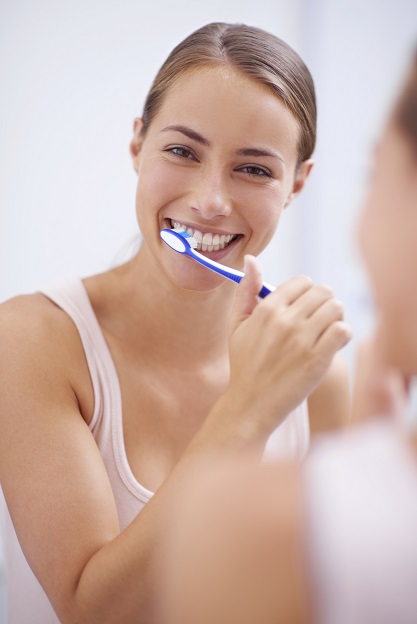 Does fluoride in toothpaste cause acne?