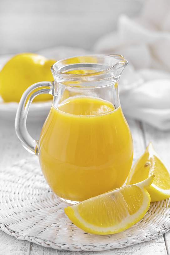 Lemon juice can cause acne, destroy skin. 