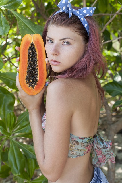 Why papaya enzymes can clear acne.