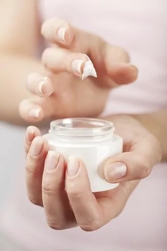 How benzoyl peroxide decreases your acne antioxidants.